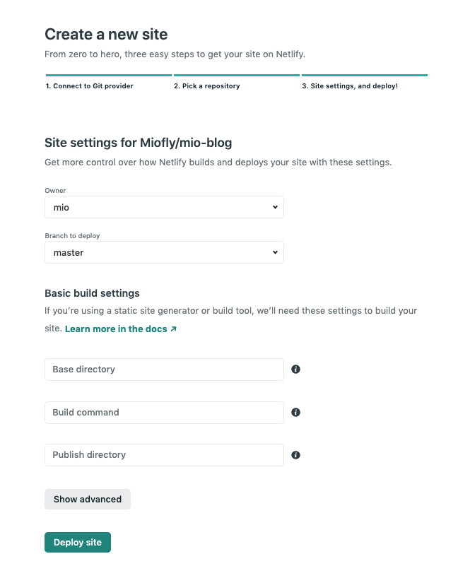 Netlify 部署进行中的状态页面,显示部署进度和构建日志